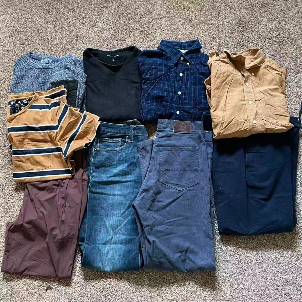 Men’s Clothing Bundle – 9 pcs (Size S/M)